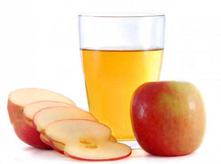 свежевыжатый яблочный сок, яблочный сок, сок из летних яблок